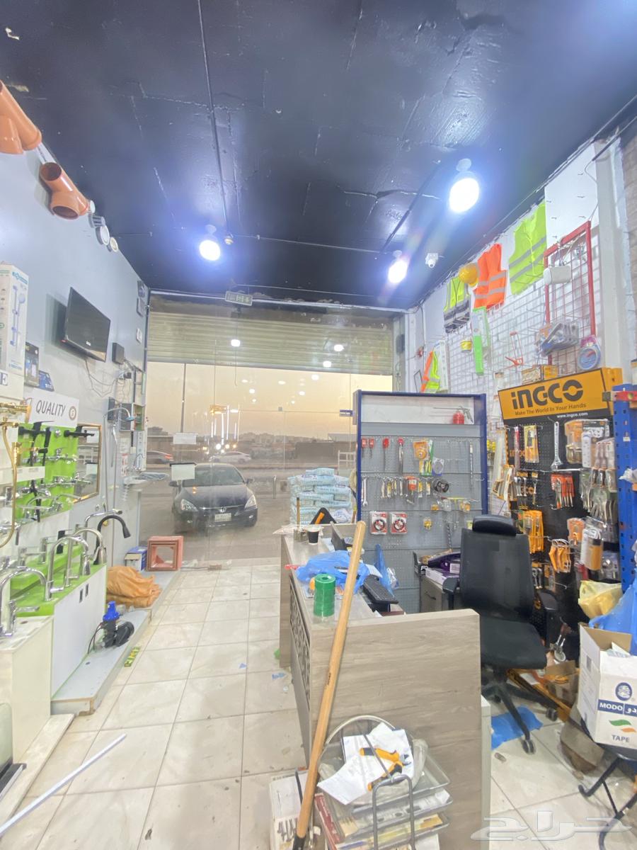 Plumbing and electrical shop for rent in front of Al-Mashriqah location, 6 meters wide64207482804610112