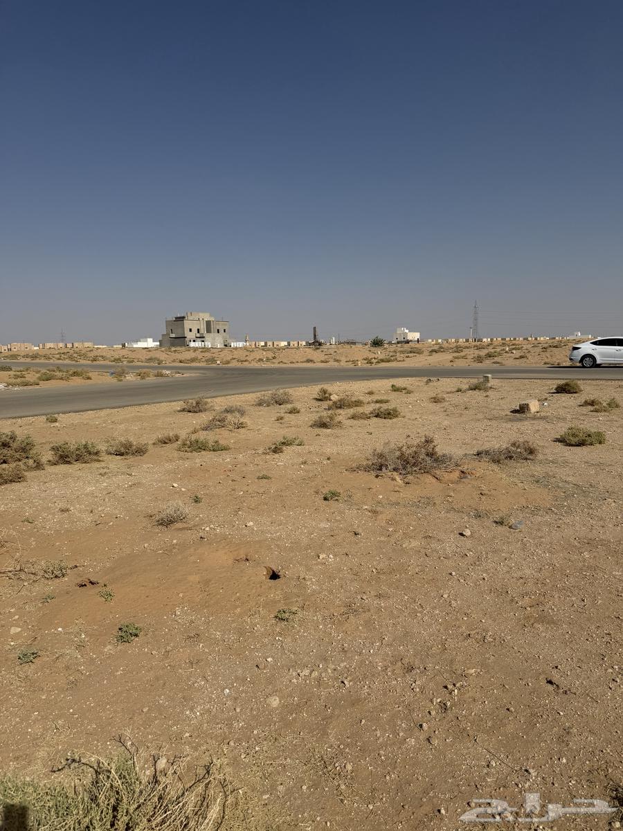ارض شارعين بمخطط حطين جنوب الشقة ببريدة64207689256450114