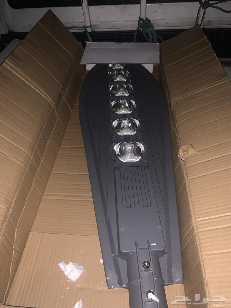 اكباس اعمدة انارة خارجيه قوية جدآ جدآ تنور حتى نيتك64216462793218110