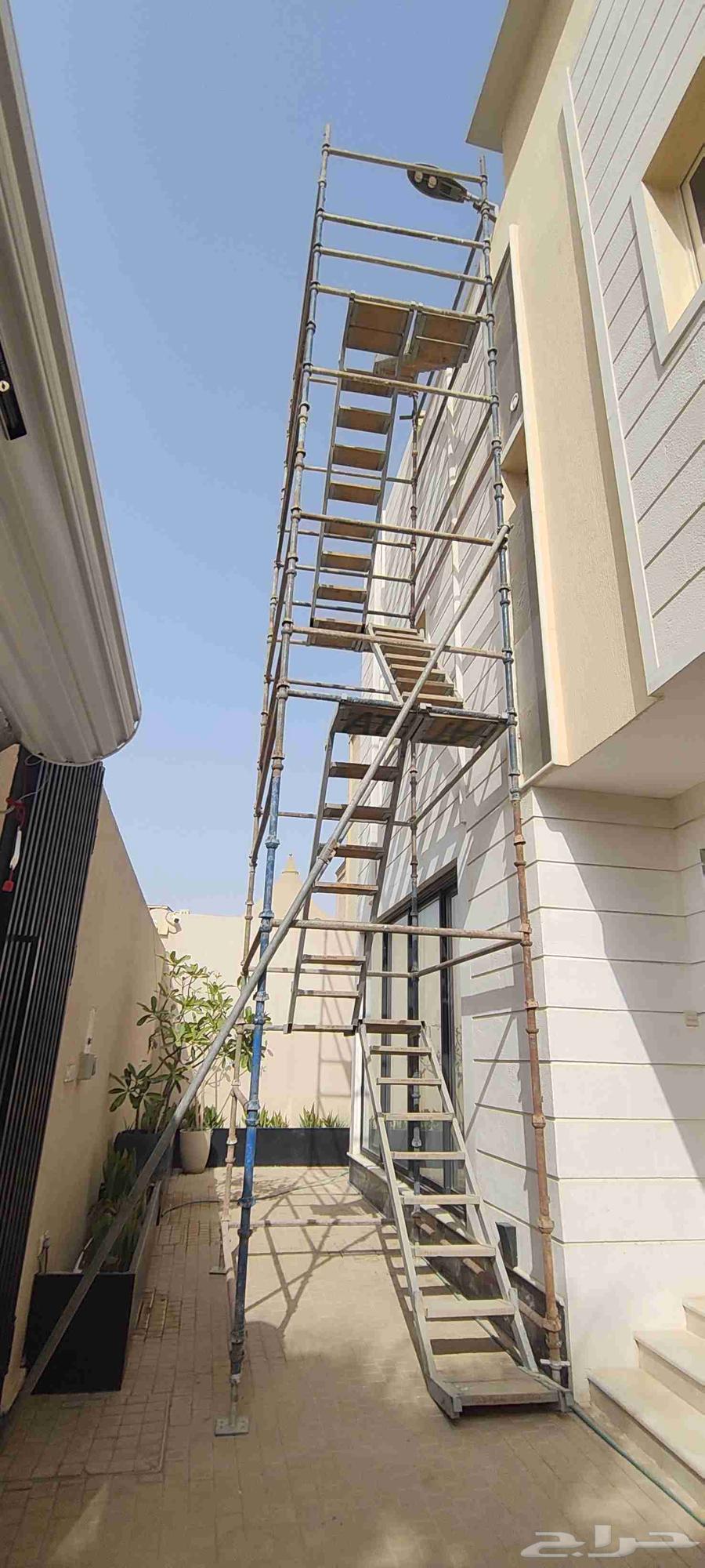Professional installation of scaffolding, metal formwork, and staircases64213918433539113