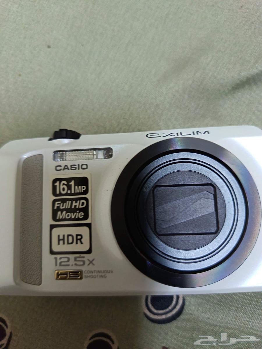 كاميرا تصوير فيديو تصوير عادي استخدم بسيط نظافه على شرط64212229926785111