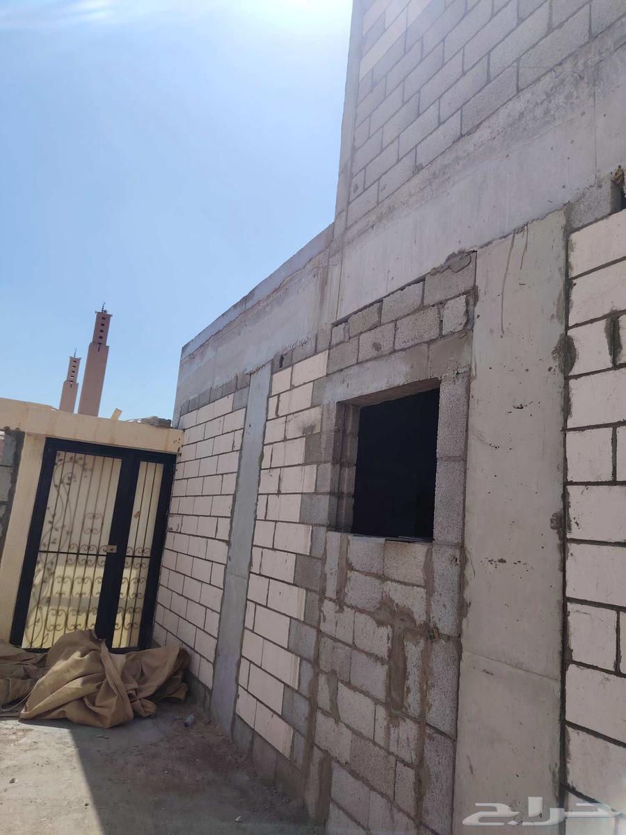 Construction contractor for annexes, rooms, reception halls, and expansions64213480040322113