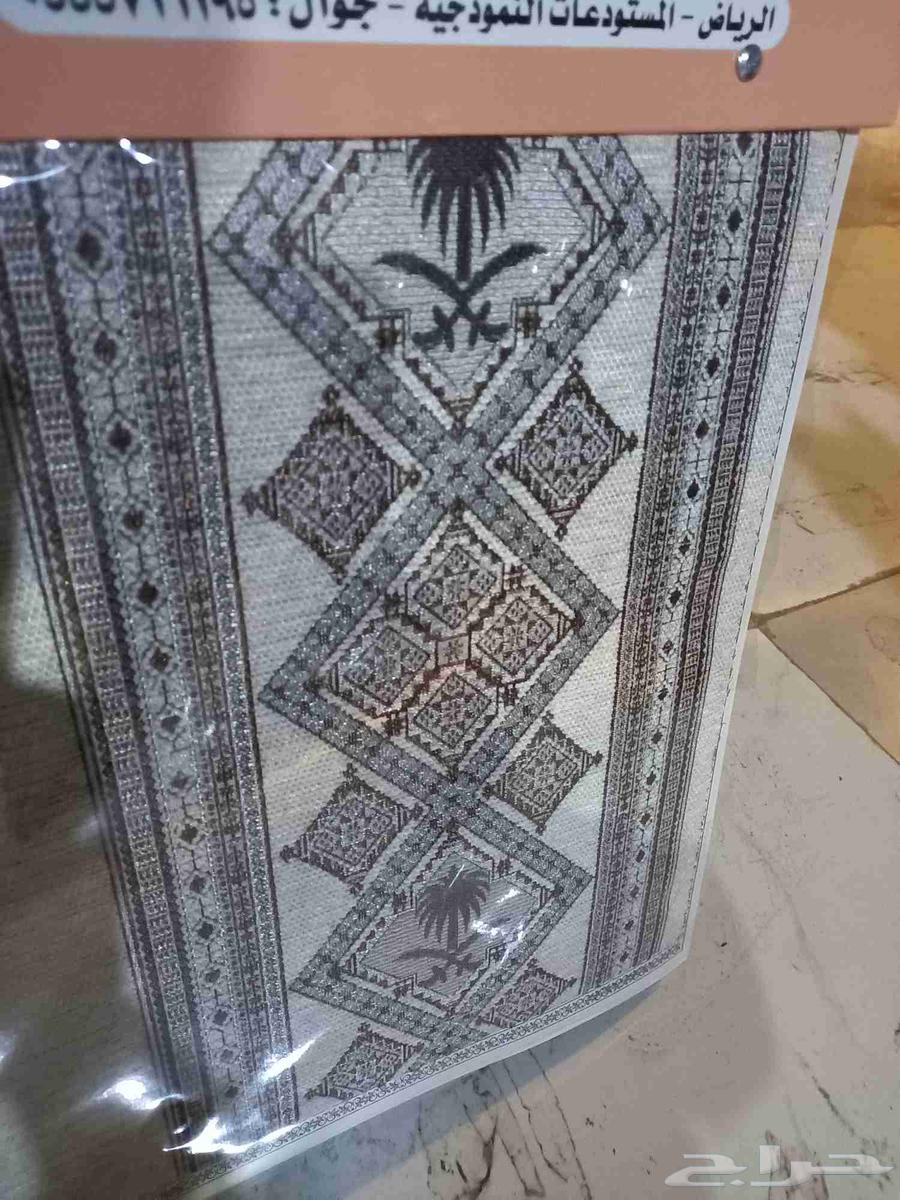 Installation of PVC fabric tent awnings64212864183170113