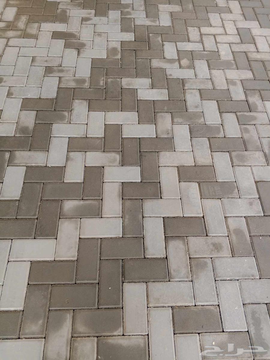 Pakistani tile worker Hassan64213915750658112