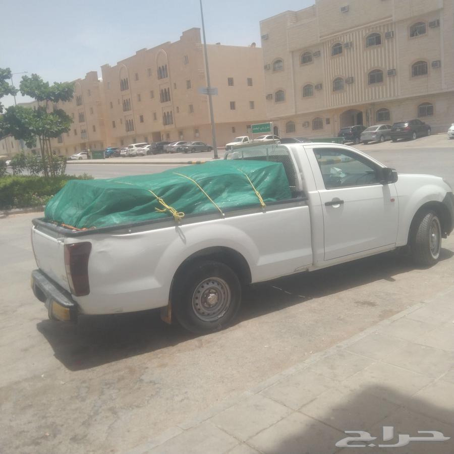 Light furniture moving, suitcase and carton transport, heavy lifting, and multiple workers.64213059802499111