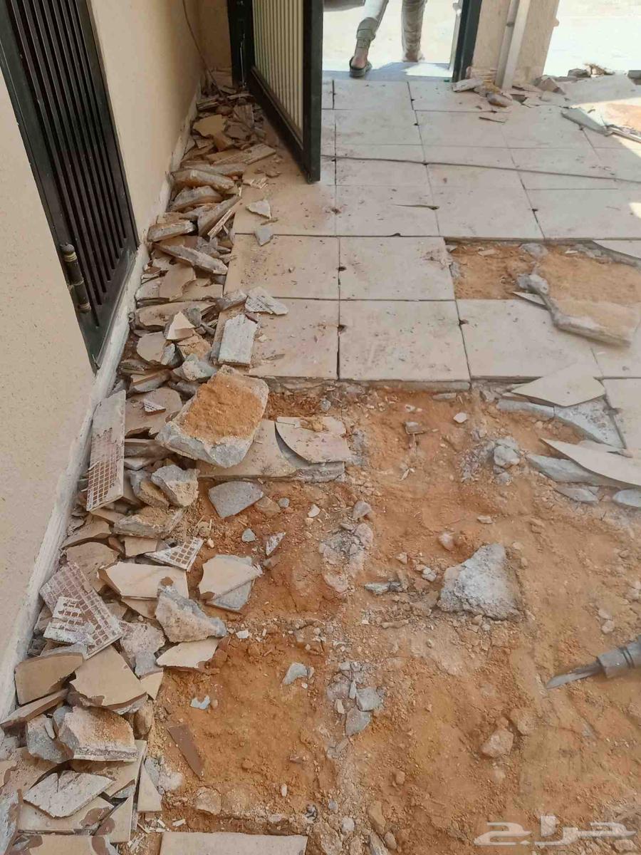 Bathroom and kitchen floor tile breaking workers, room expansion and opening windows64212645523459113