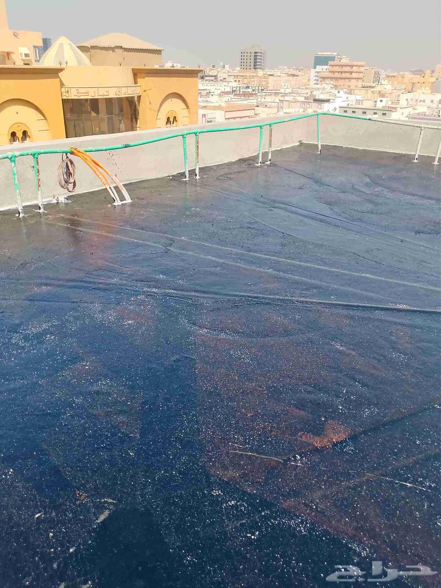 Insulation technician for thermal and waterproof insulation of surfaces64214347598209111