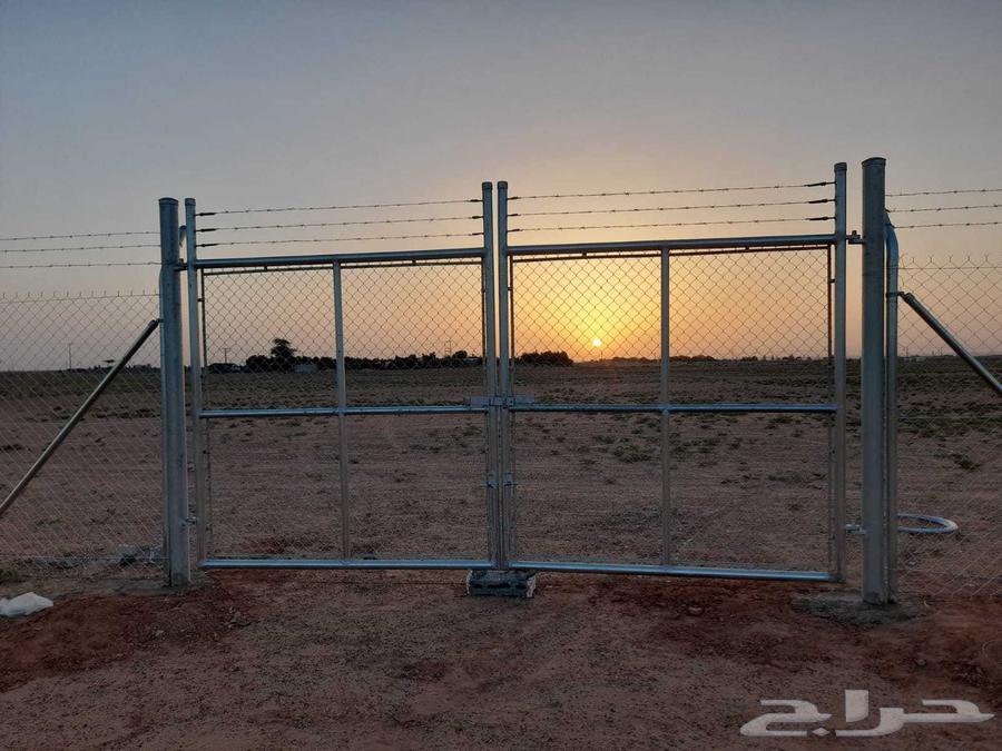 Installation of galvanized mesh for farms, reserves, and large land areas by type64214350080385110