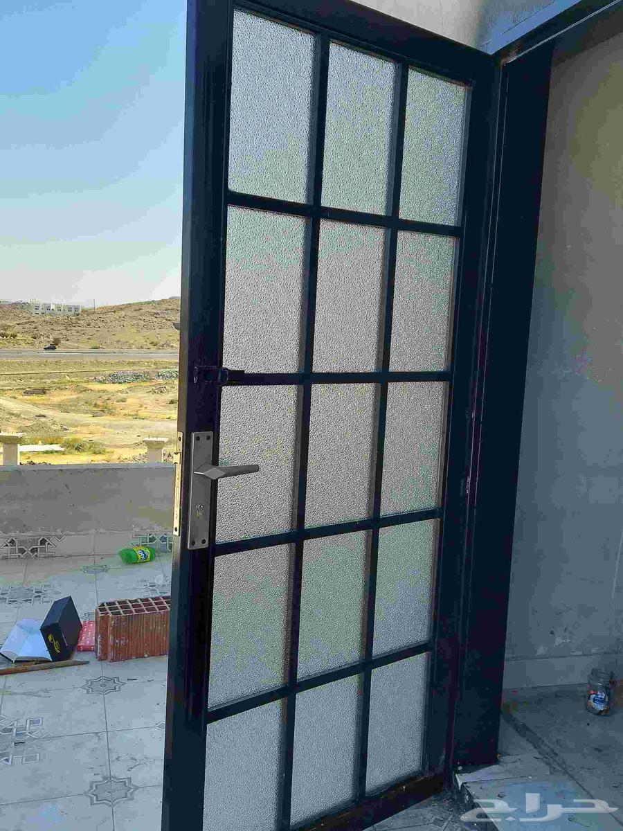 فني المنيوم64216462678274112