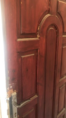 نجار فك وتركيب وصيانه ابواب وكوالين ودواليب متنقل بمكه64213059610882111