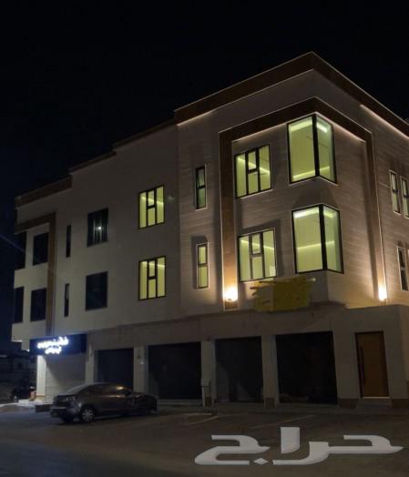 معرض للإيجار