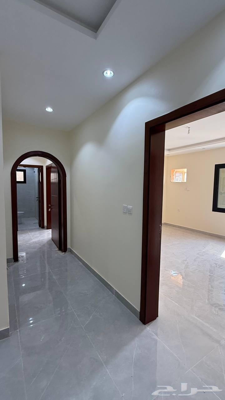 جدة شقه جاهزة افراغ فوري 4 غرف جديده64216461871106111