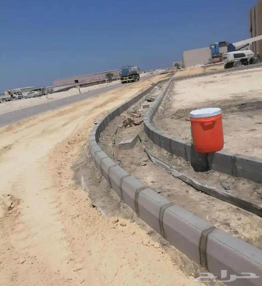 Interlock and Border Contractor64214574641538110