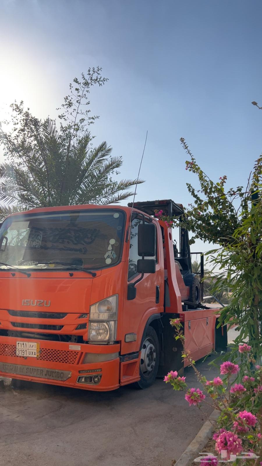 سطحة لنقل السيارات المتعطله والمصدومه64217408726659110