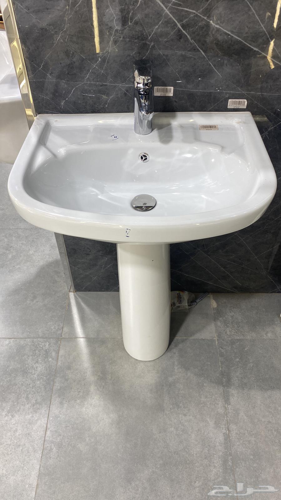 سباك رخيص و محترف جدا خبرة 20 سنه مع فريقه64225270928131111