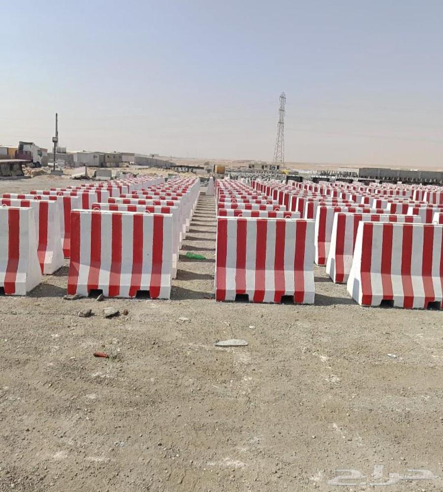 Concrete barriers available in various sizes64217879376642113