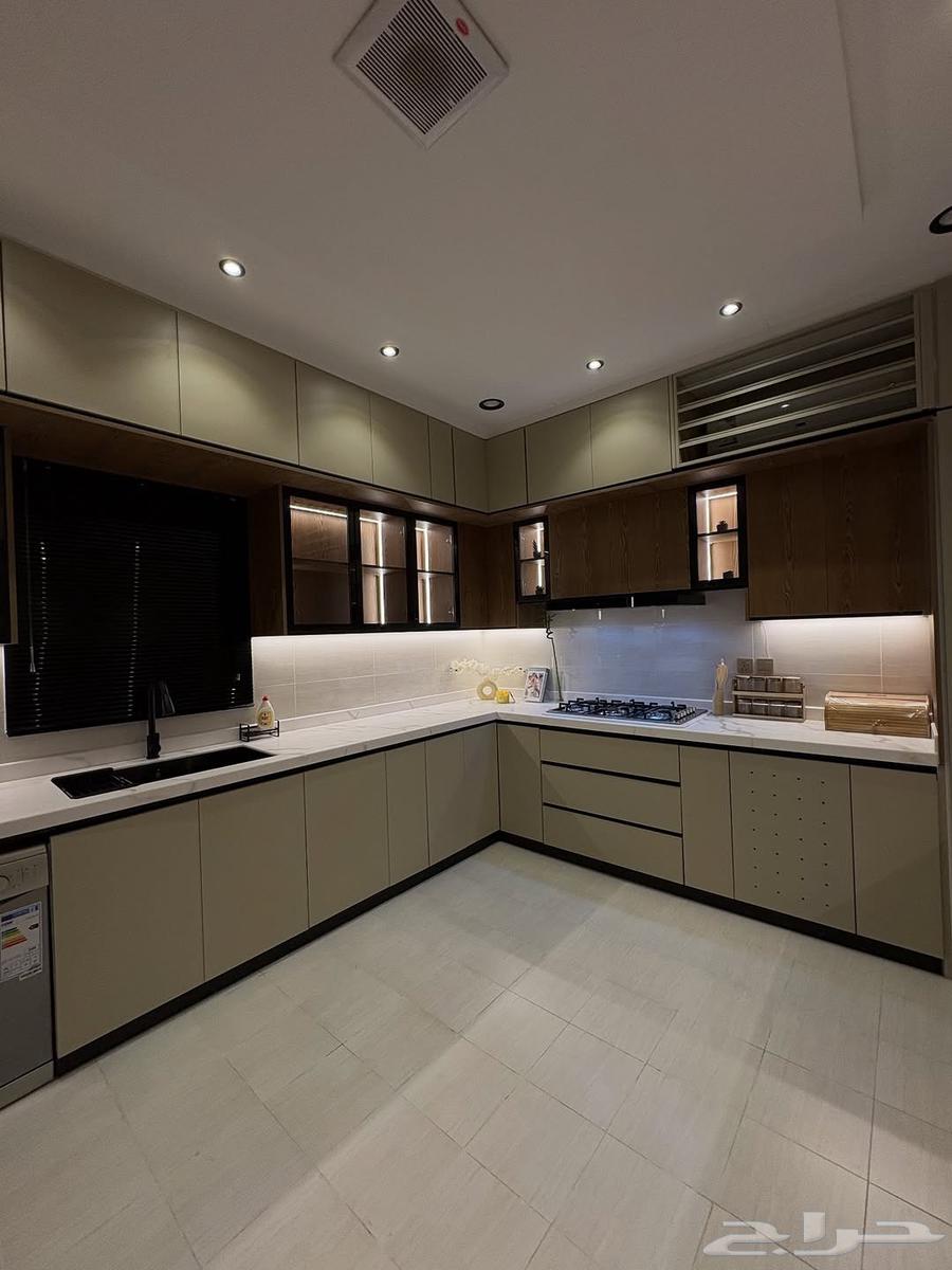 Steel with wooden cladding64217648827651114