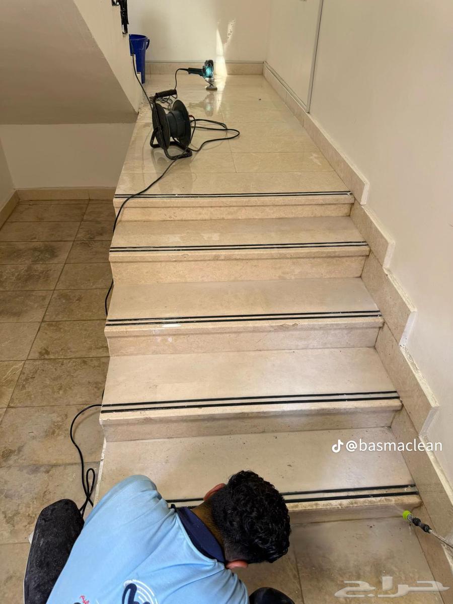 شركة تنظيف شقق فلل تلميع السراميك تنظيف خزانات بالمدينة64225642447491110