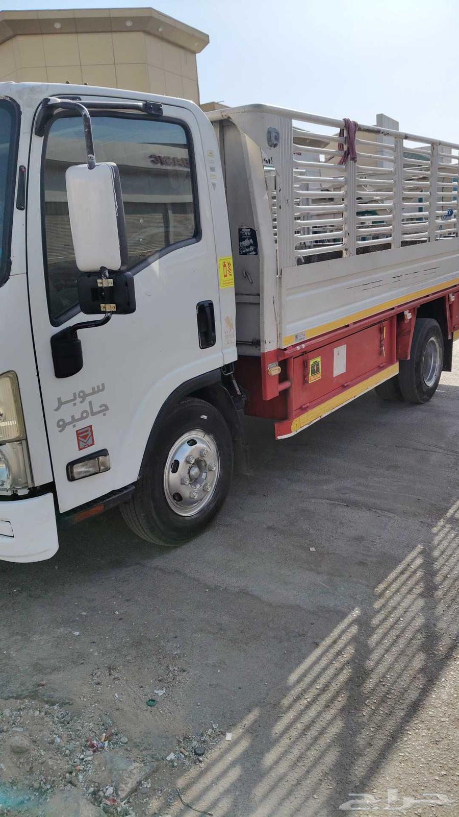 دينا نقل اثاث داخل وخارج الرياض64217646090243110