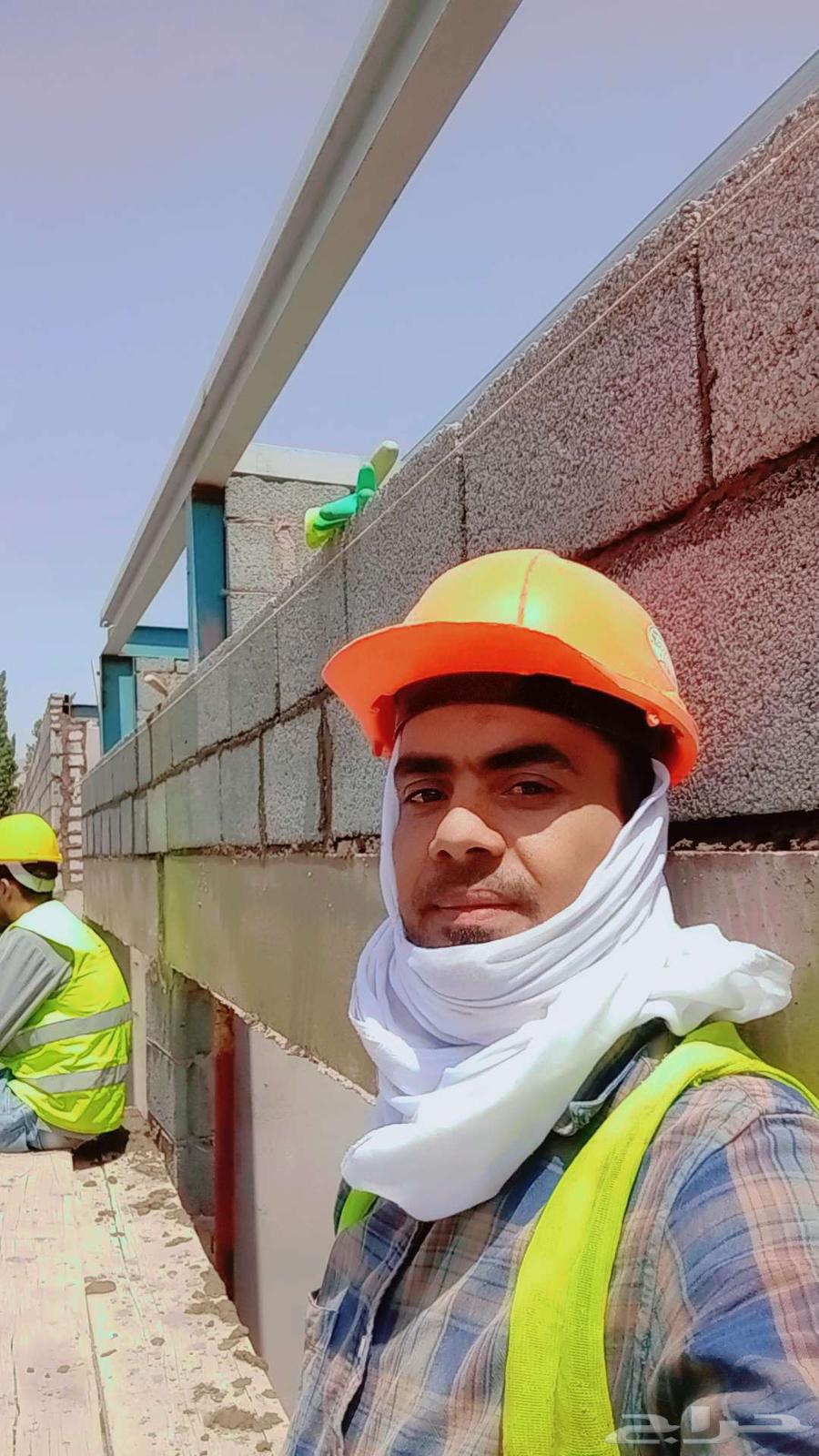 Construction, tiling, demolition, renovation, and door/window cutting contractor using a saw64217168316417111