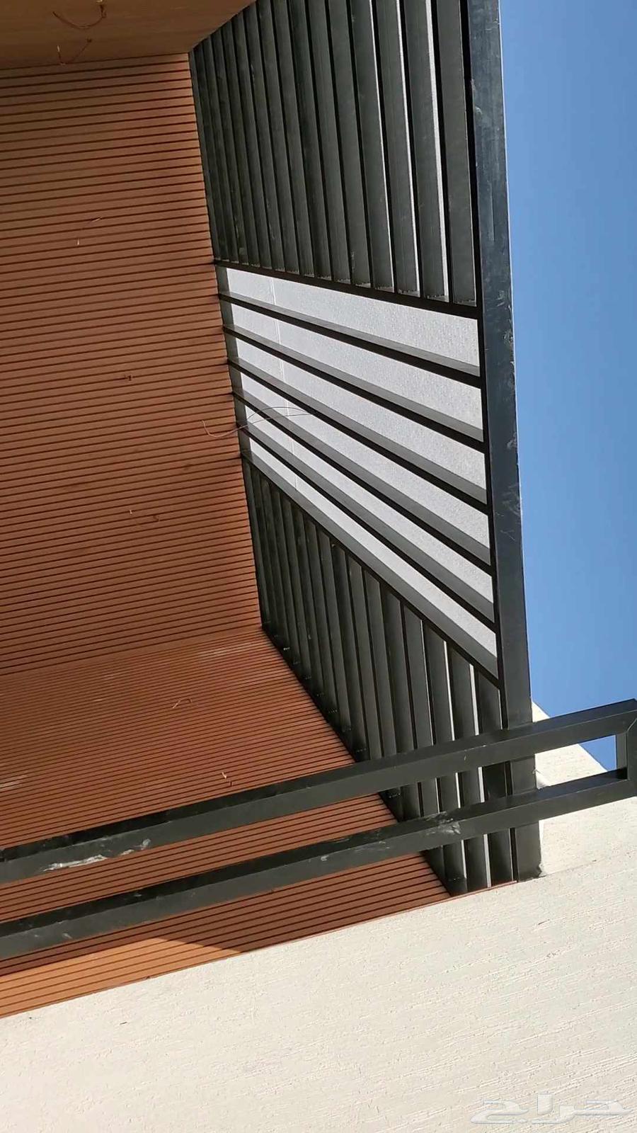 Clean installation of polycarbonate awnings and all iron works64216706249089112