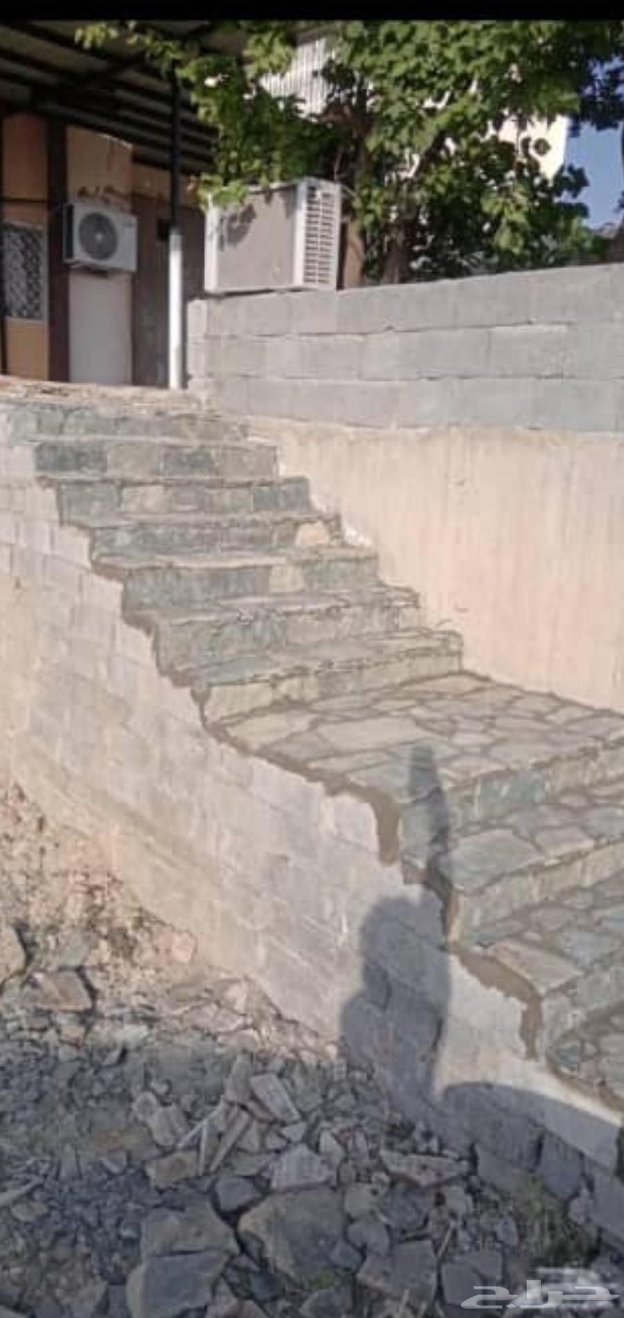 بنا حجر64216945832963110