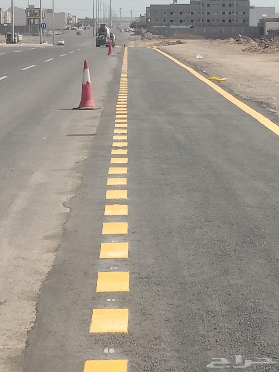 مقاول دهانات وتخطيط الطرق وعيون القطط أسعار مناسبه64225641396993112