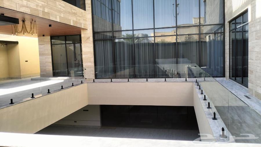 زجاج سيكوريت معلم زجاج شاور زجاج ابواب زجاج واجهات قزاز مراي64217411516418112