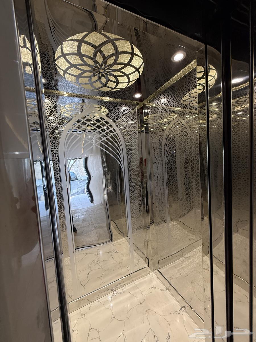 للبيع شقق علويه6غرف بأسطح خاصه ومصعد جاهز بسعر530الف64216937051394113