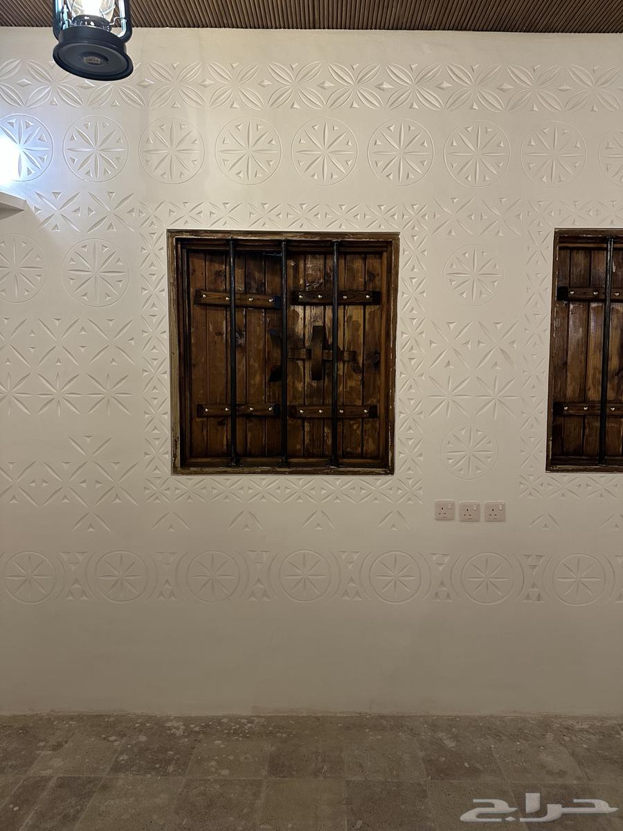 نقوم بجميع أعمال النقش اليدوي على الجص والجبس64225269752705111