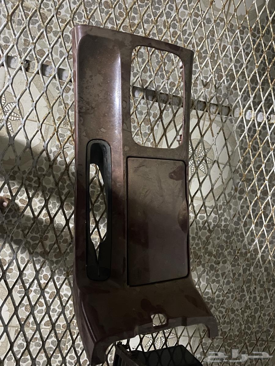 Camry interior trim from 2003_2004_2005_2006 with working clock and radio trim64225270208001111