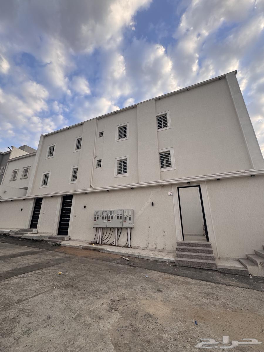 للبيع شقه دور ثانى جديده مصعد جاهز من 340 الف المحاله64216935438083110