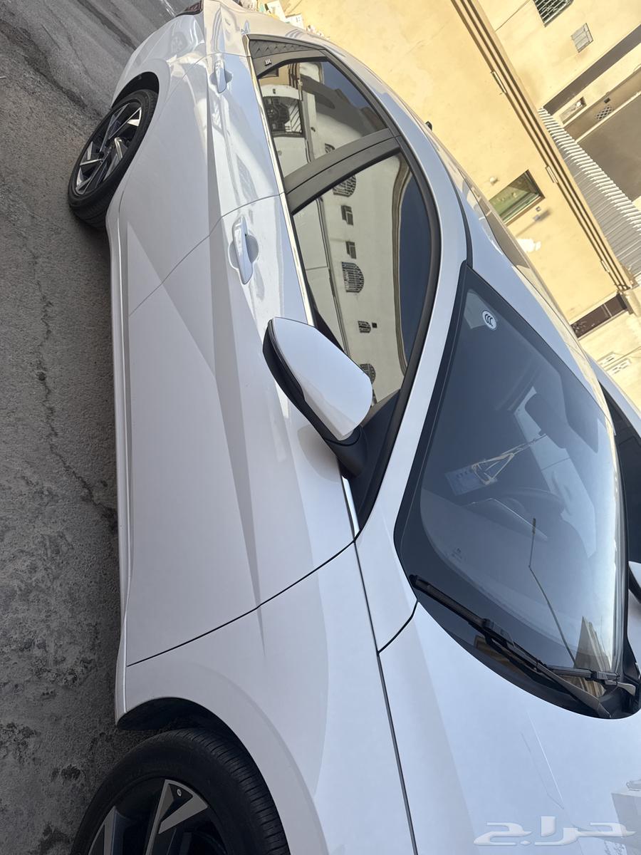 I have a private car and I'm looking for delivery or trip services64217877384321111