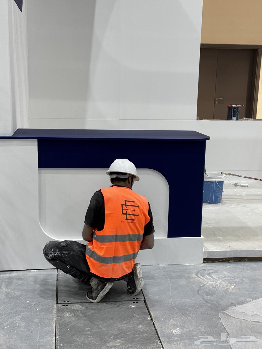 يتم تنفيذ جميع أنواع أعمال الدهانات.64217409703299112