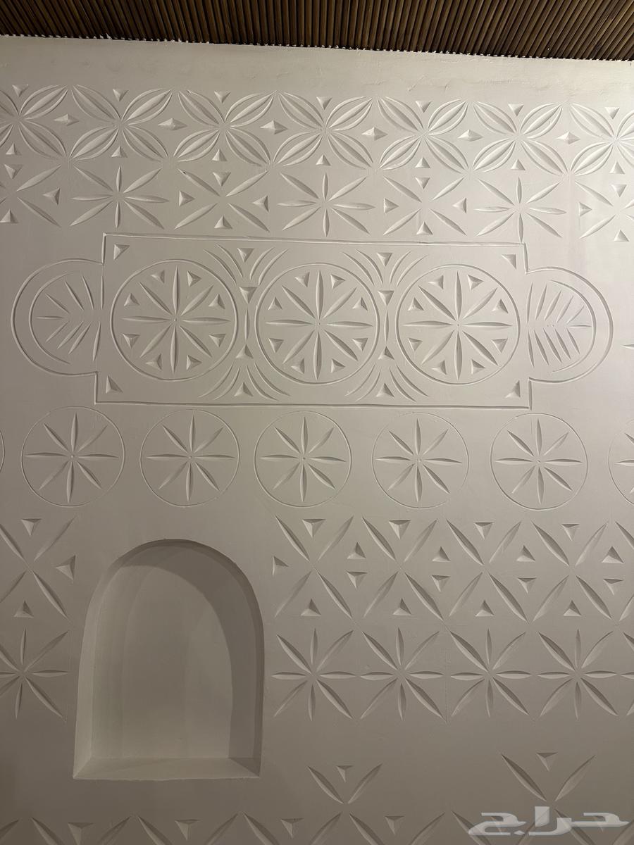 نقوم بجميع أعمال النقش اليدوي على الجص والجبس64225269752705114