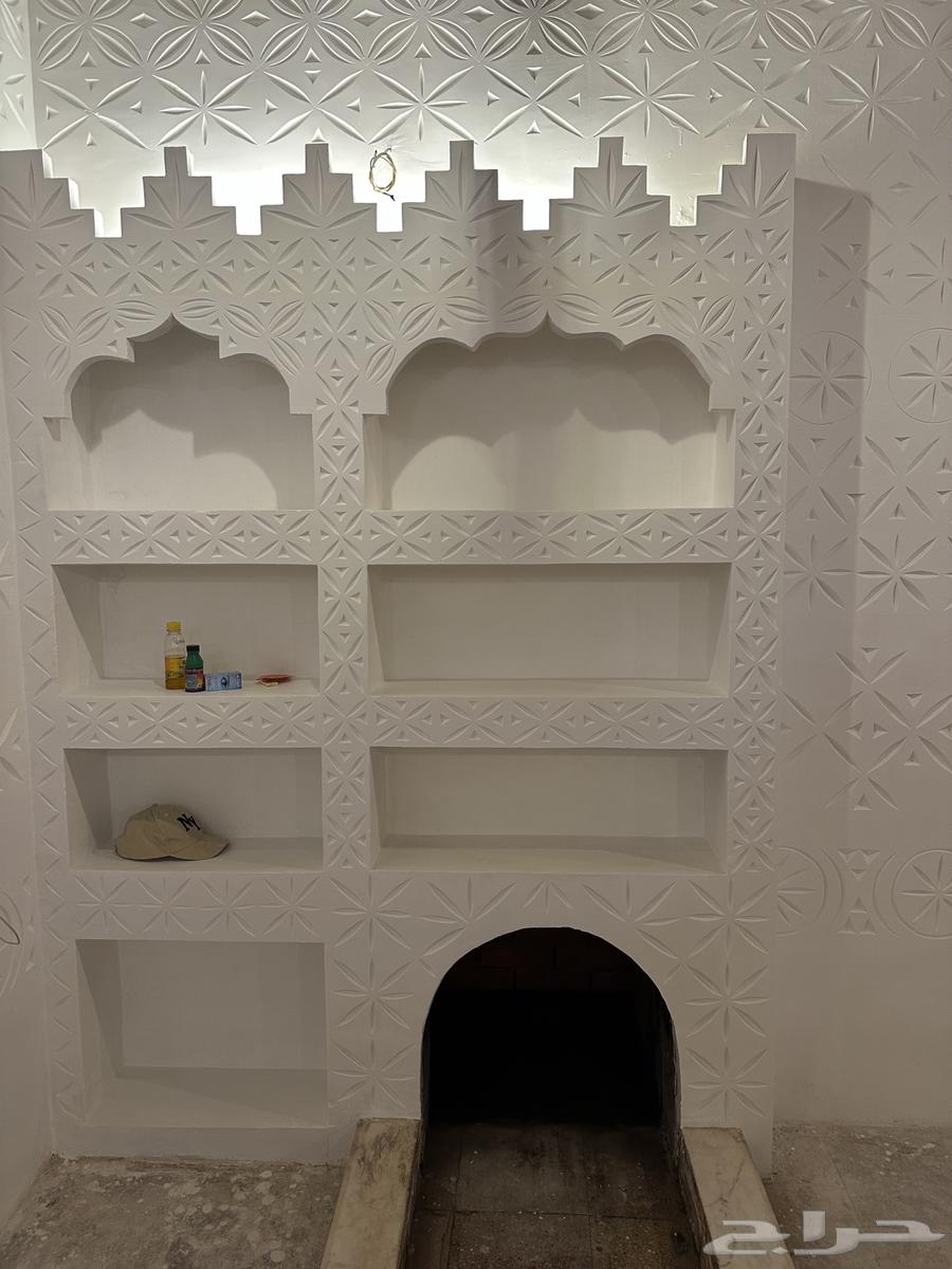 نقوم بجميع أعمال النقش اليدوي على الجص والجبس64225269752705113