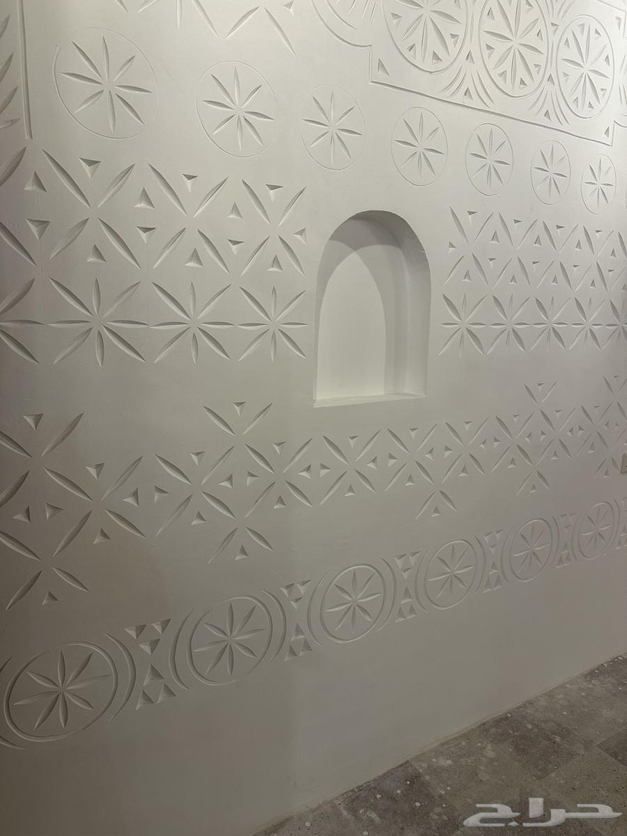 نقوم بجميع أعمال النقش اليدوي على الجص والجبس64225269752705112