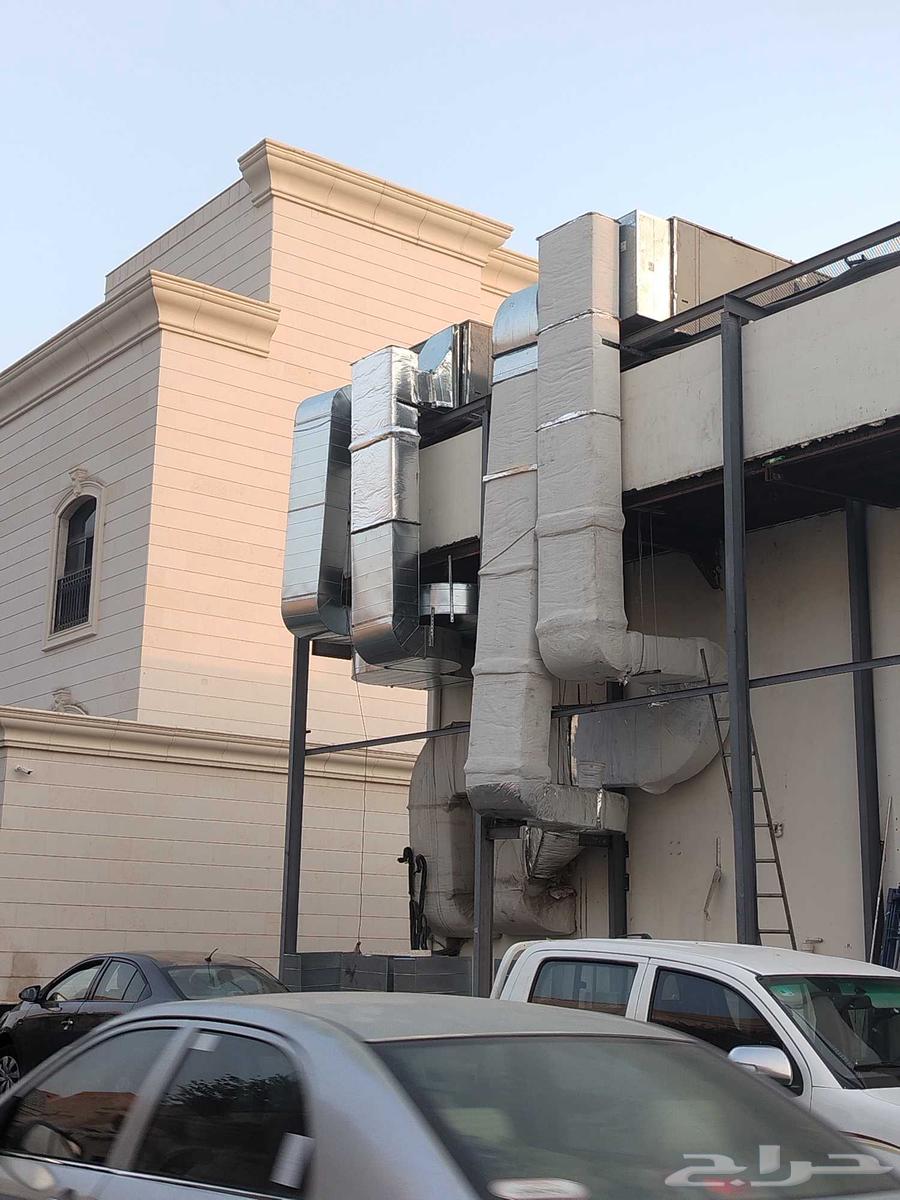 Air conditioning technician for extension and installation of all types of central air conditioners, extensions64217408092675110