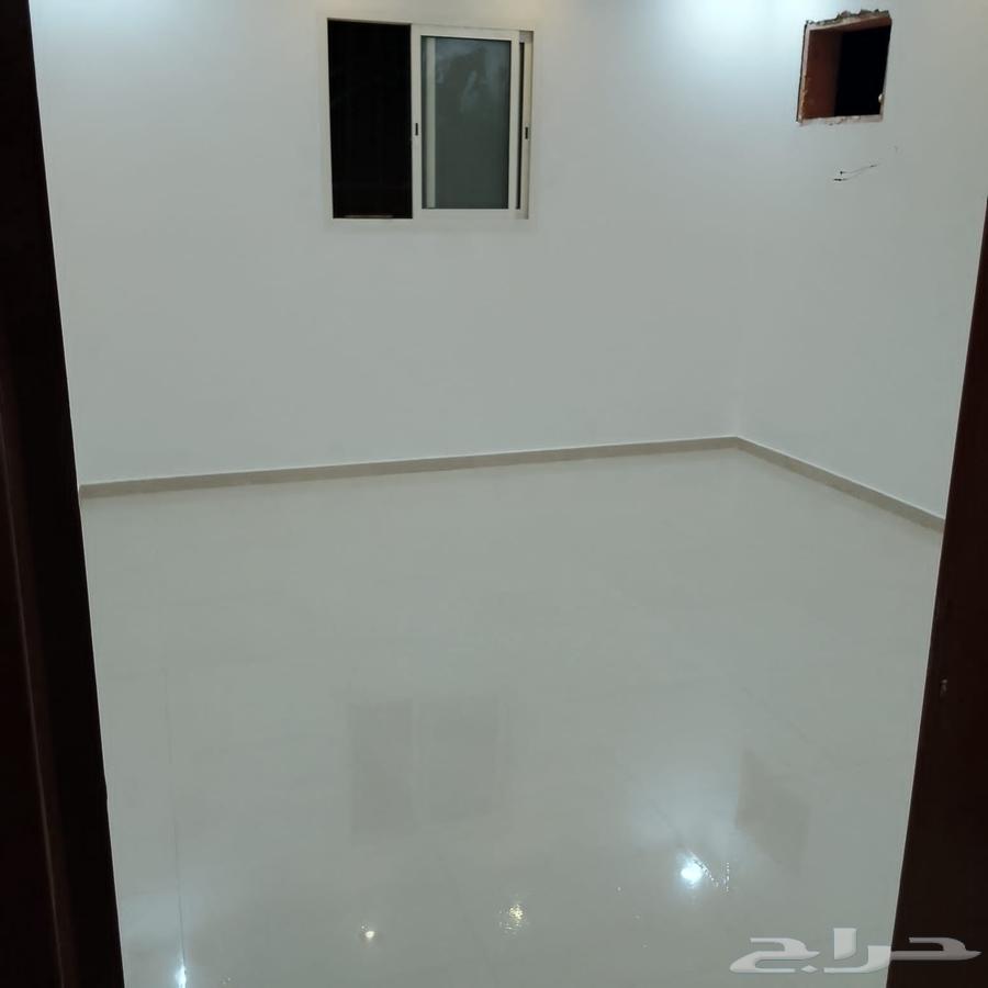 جلي بلاط وتنظيف شقق ومنازل وفلل غسيل مجالس سجاد وخزانات وعزل64225644075265112