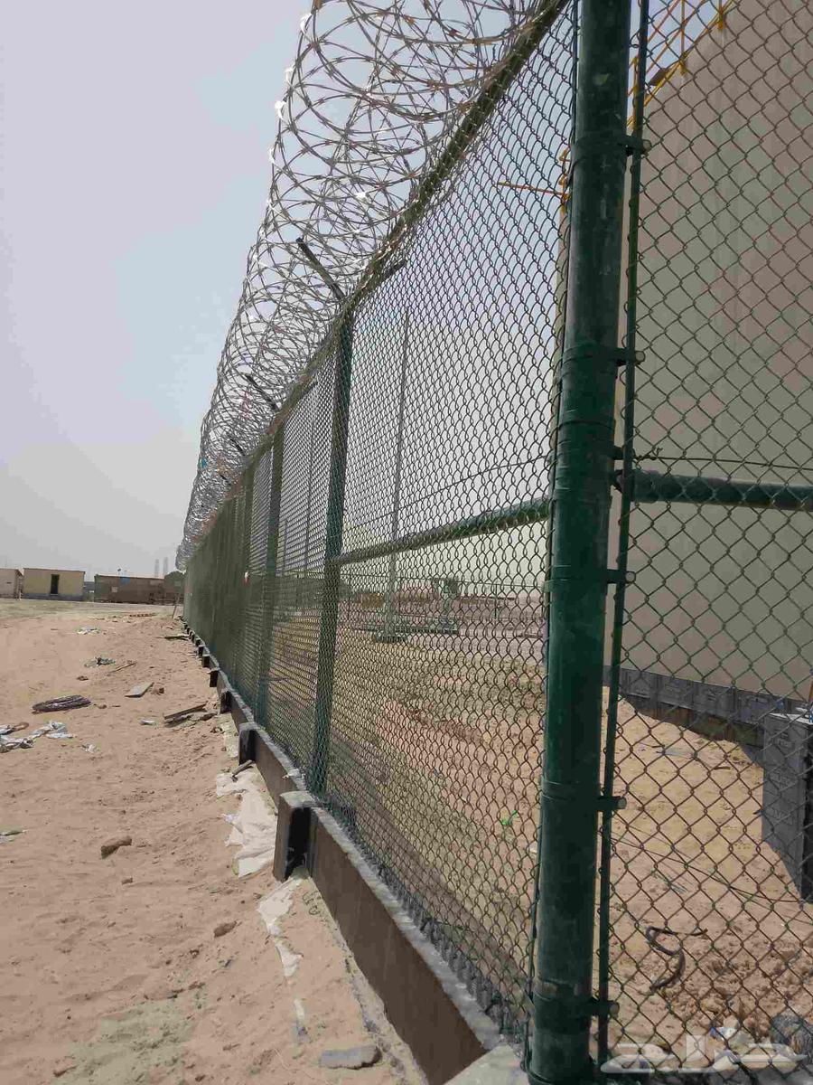 نقوم بتوريد وتركيب جميع انواع اشبوك64217647802243110