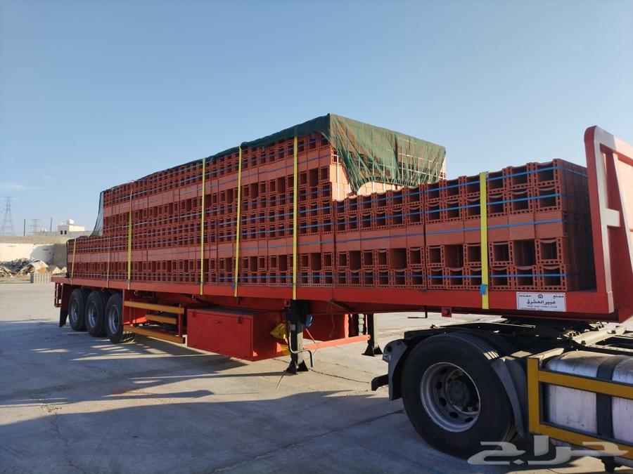 Red brick, volcanic block, cork polystyrene Haurdi64218306495874113