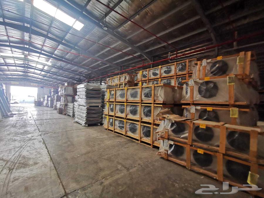 Refrigerated cooling rooms, display refrigerators of all types, vehicle boxes, central air conditioning64217409801603111