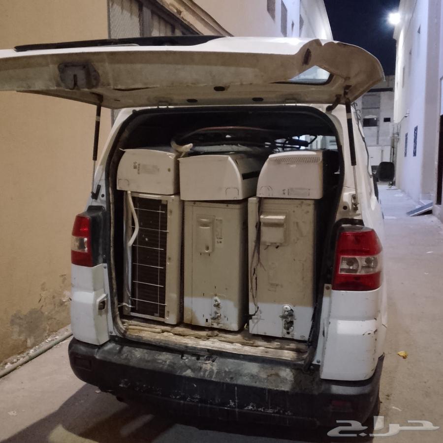 Air conditioning engineer64225273667074111