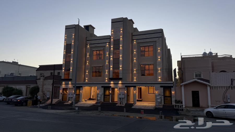 للبيع شقق علويه بحى الراقى خميس مشيط على شارع 25 م64216934831874111