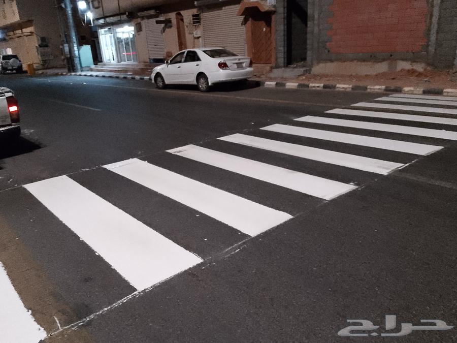 مقاول دهانات وتخطيط الطرق وعيون القطط أسعار مناسبه64225641396993114