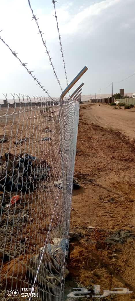 We supply and install all types of fences, and have a specialized section for palm trees64225454219009113