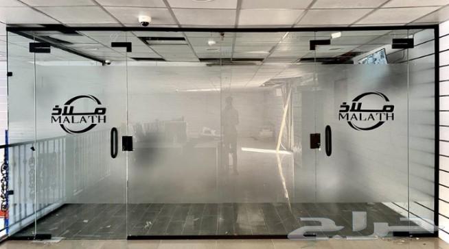 زجاج واجهات دربزين واجهات محلات استركشر وجميع اعمال الزجاج64226081832707114