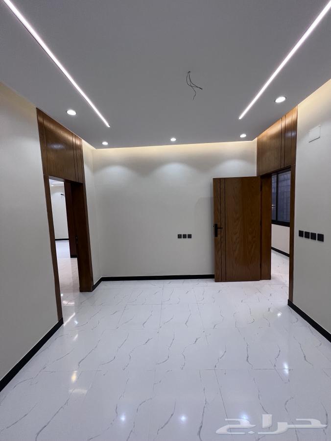 فيلا نص ارض للبيع حي الصفا64225261364354114