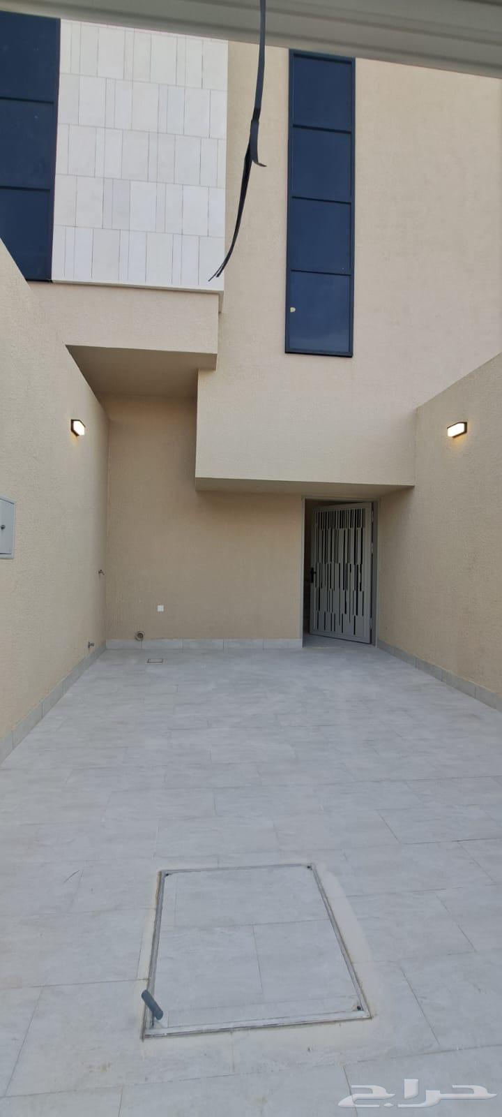 Upper floor for sale with apartment, privately built in Taweeq neighborhood64216935195651111