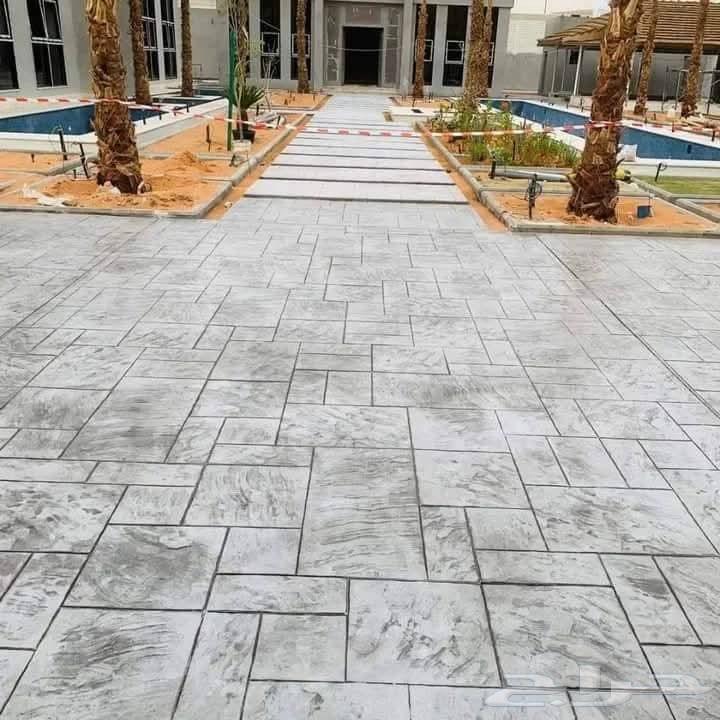 Concrete pouring, stamped concrete, poured concrete, fan pouring, STEH MIUL LIUL device Helil64217646325635111